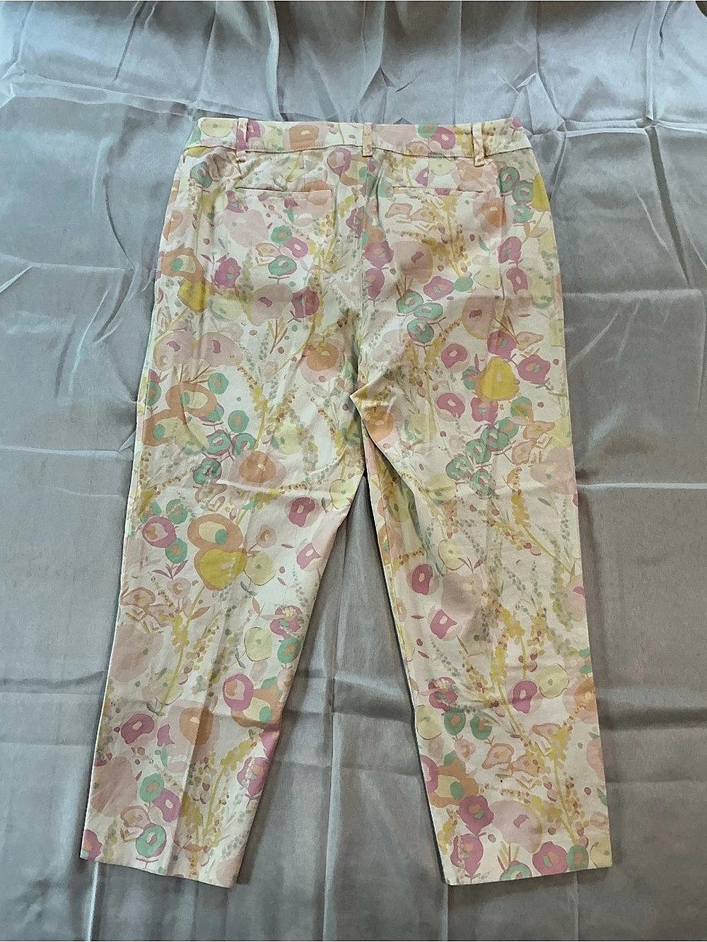 Talbots Perfect Crop Floral Straight Leg Pants Pink & Yellow Size 6P - Picture 2 of 5